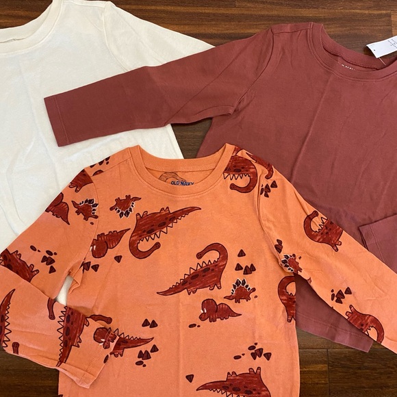 BNWT Dinosaur Print Kids Shirt Set - Picture 2 of 3